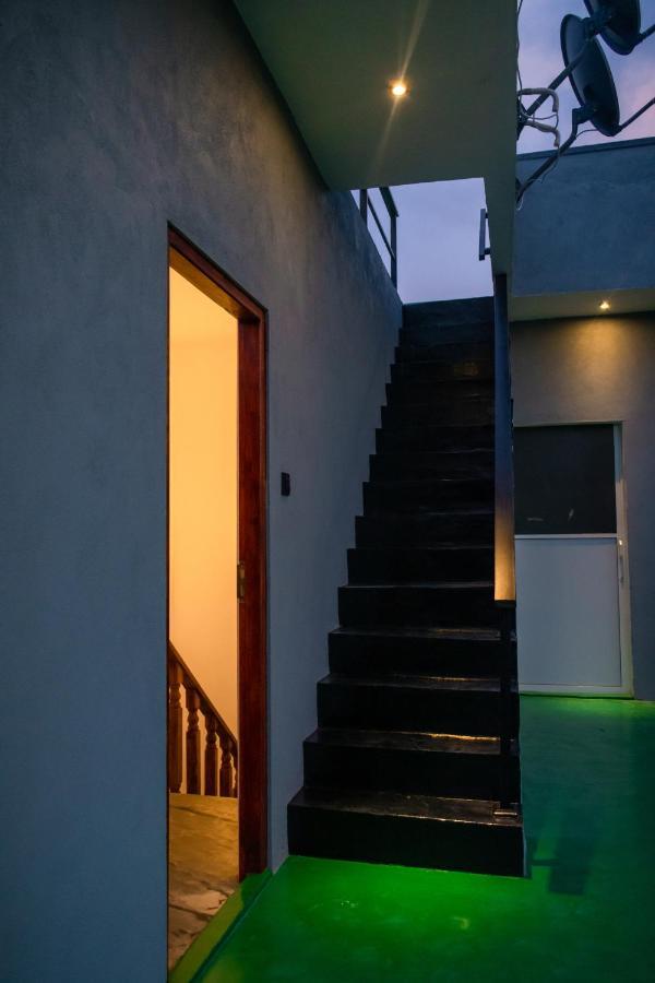 Western Sky Negombo Exterior photo